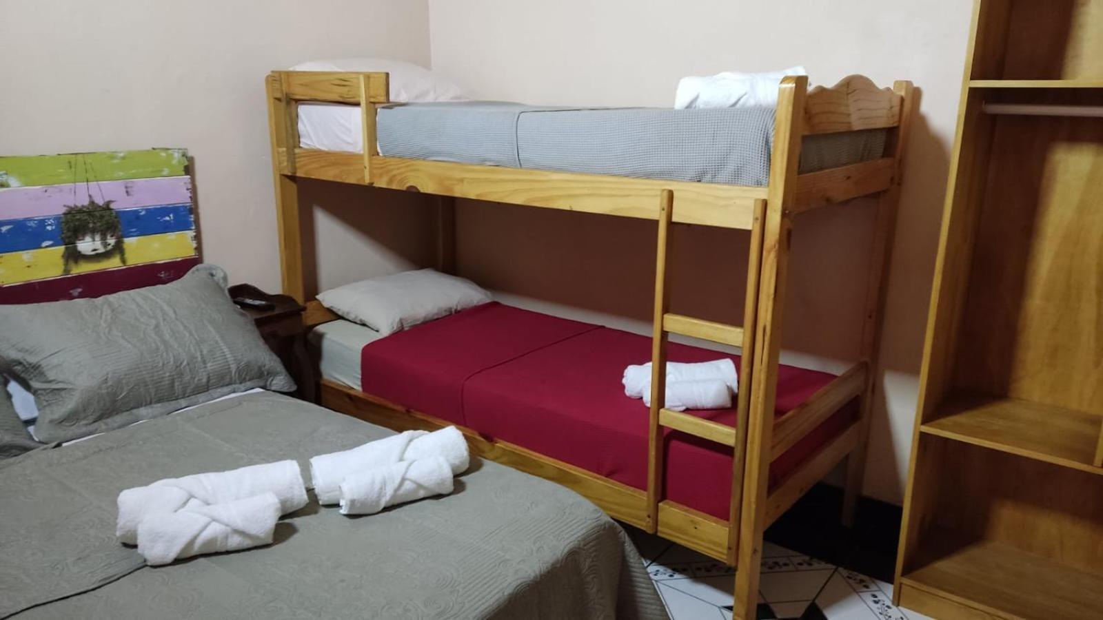 Apart Clemencia Apartment Puerto Iguazu Ruang foto